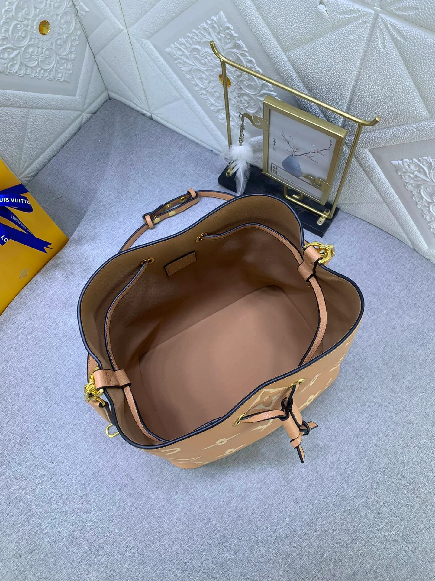 All Categories Official Website "Brand Women's Bags" Women's Bags 💙 LV 2023 New LV Bucket Bag