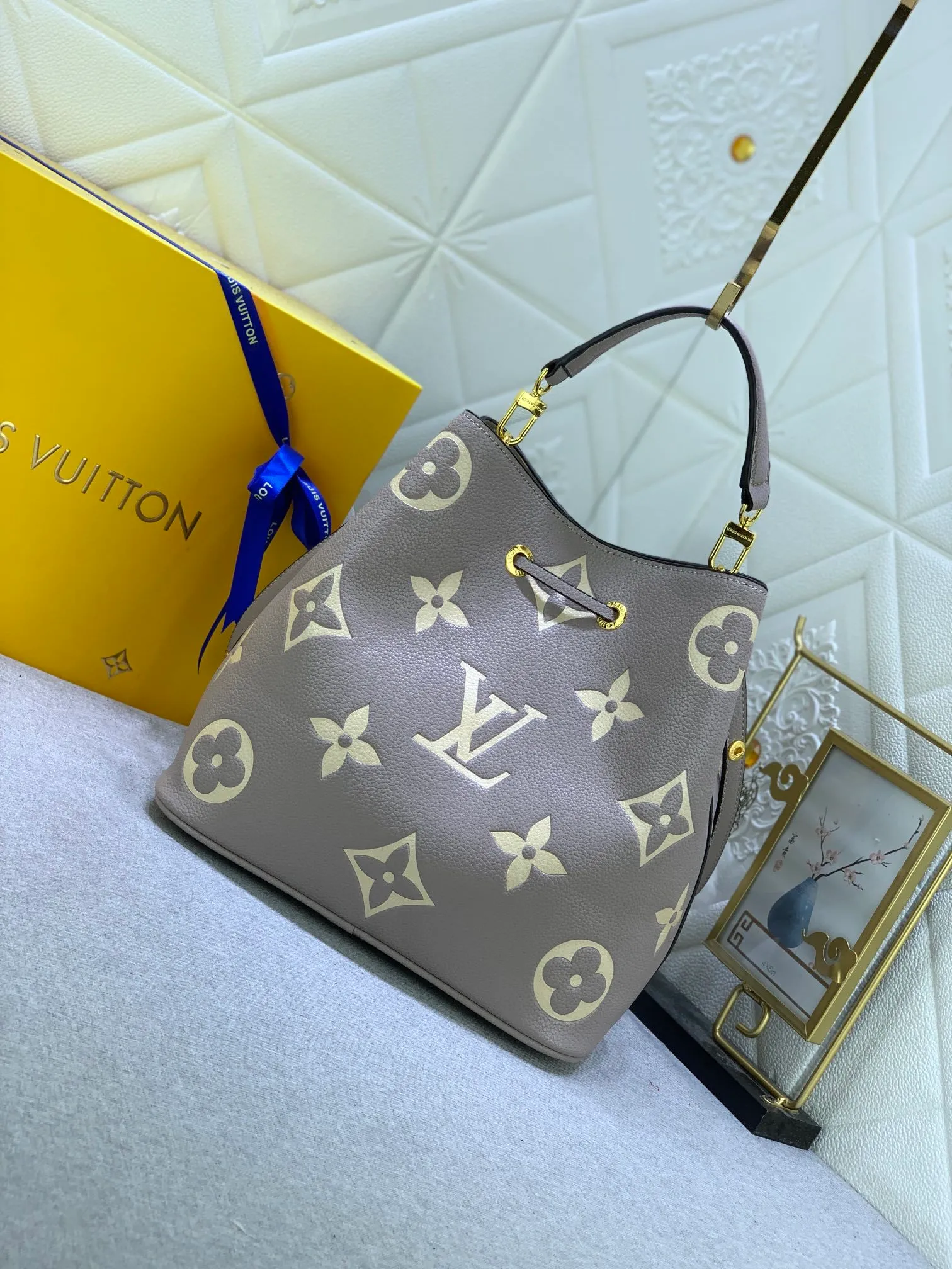 All Categories Official Website "Brand Women's Bags" Women's Bags 💙 LV 2023 New LV Bucket Bag