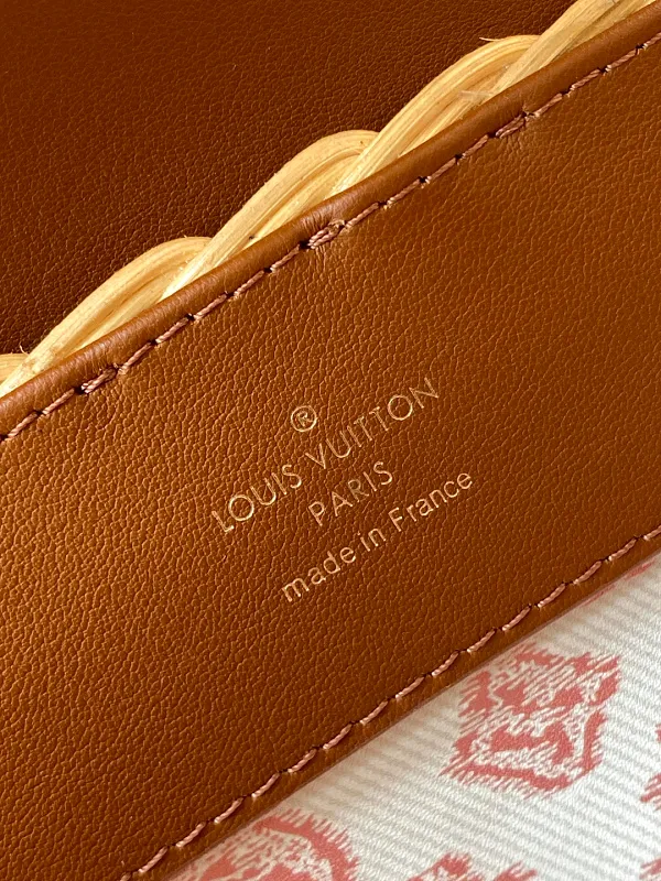 All Categories Official Website "Brand Women's Bags" Women's Bags 💙 LV 2026 Official Website New LV Crossbody Bag