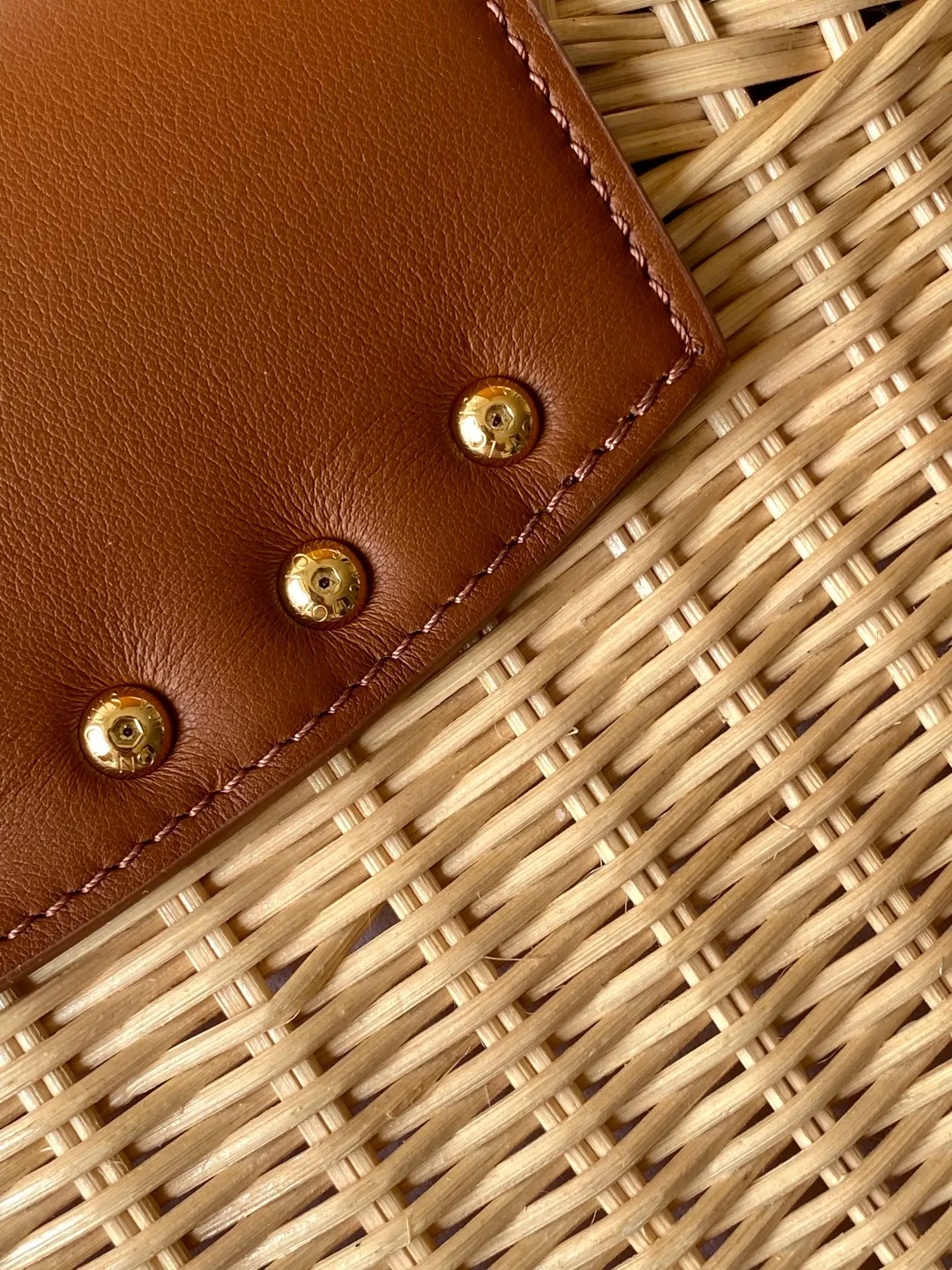 All Categories Official Website "Brand Women's Bags" Women's Bags 💙 LV 2026 Official Website New LV Crossbody Bag