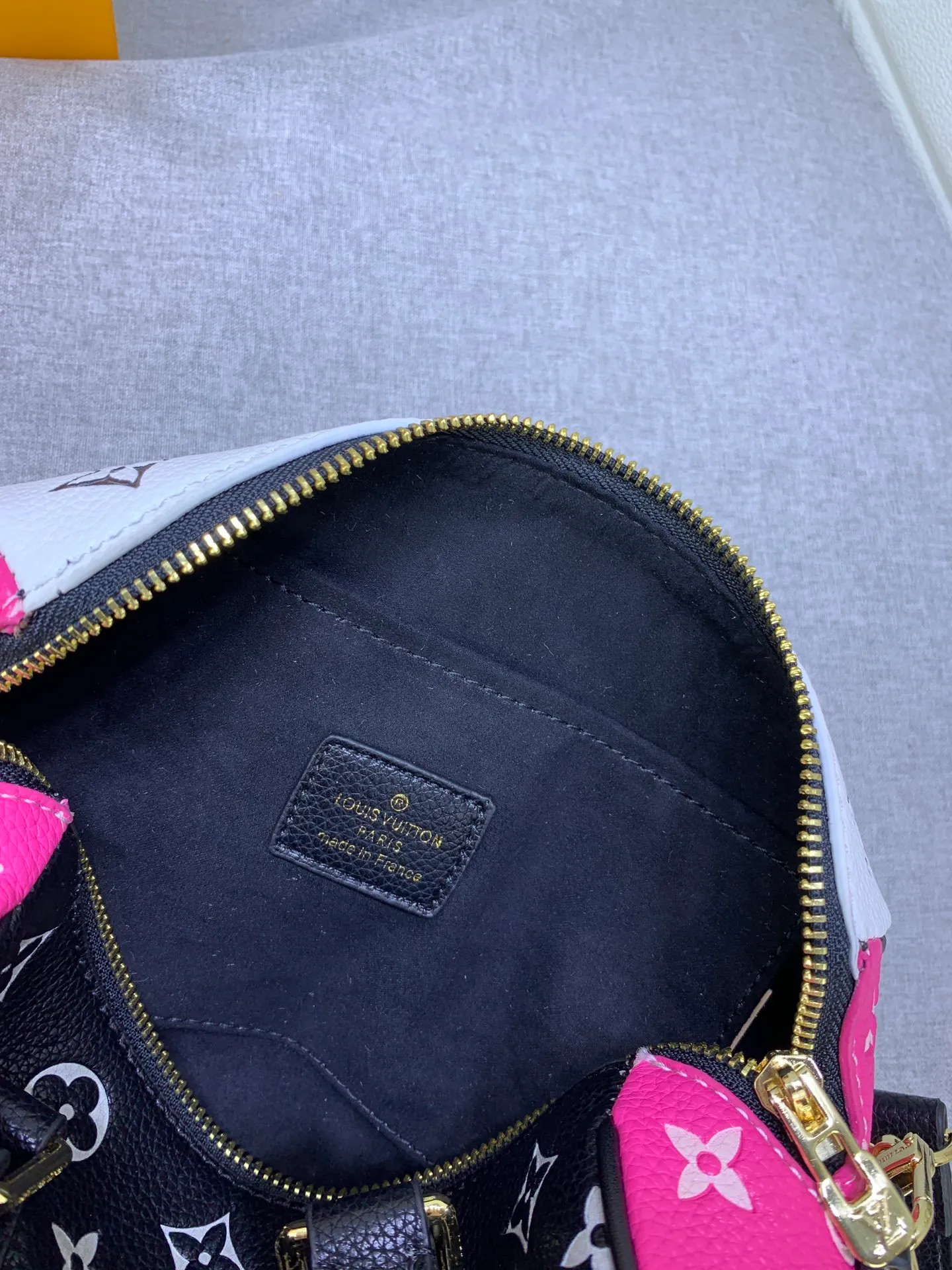 All categories Official website "Brand Women's Bags" Women's Bags 💙 LV replica LV, fine imitation LV bags, LV shoulder bags, 2023 official latest version LV pillow bag, bag factory, original material, size: 20.5-13.5-12CM