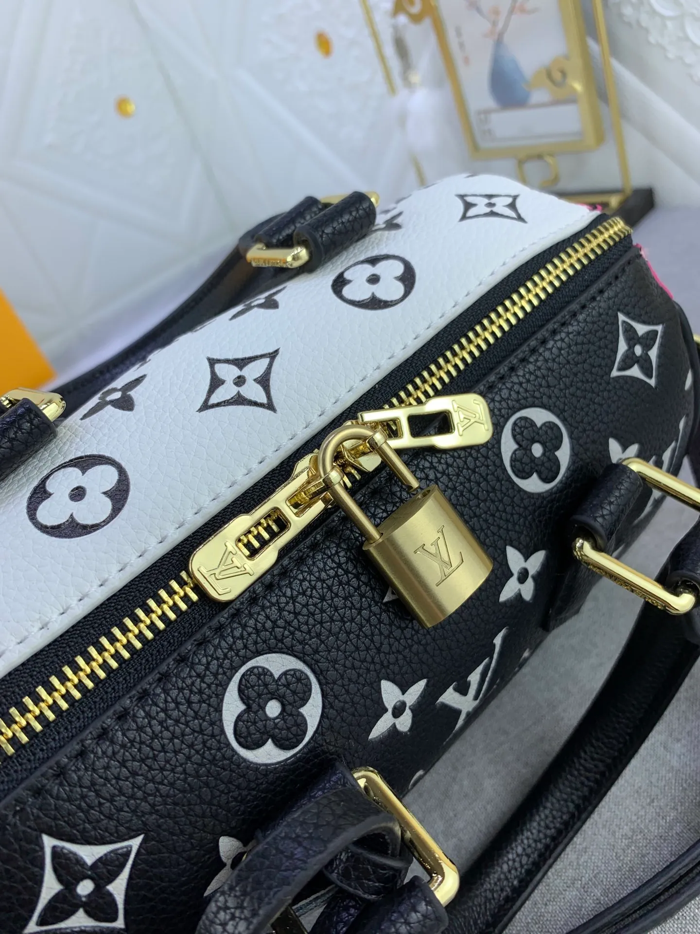 All categories Official website "Brand Women's Bags" Women's Bags 💙 LV replica LV, fine imitation LV bags, LV shoulder bags, 2023 official latest version LV pillow bag, bag factory, original material, size: 20.5-13.5-12CM