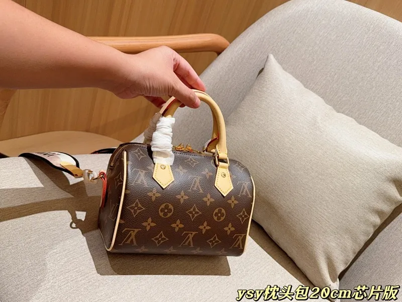 All Categories Official Website "Brand Women's Bags" Women's Bags 💙 LV 2025 New LV Crossbody Bag