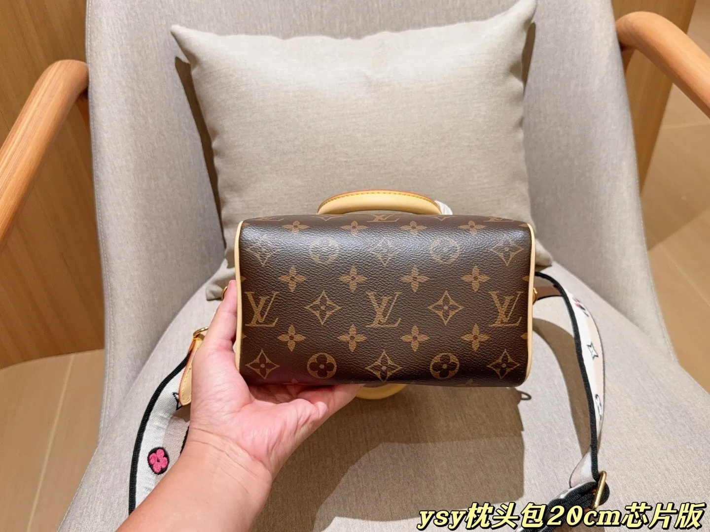 All Categories Official Website "Brand Women's Bags" Women's Bags 💙 LV 2025 New LV Crossbody Bag
