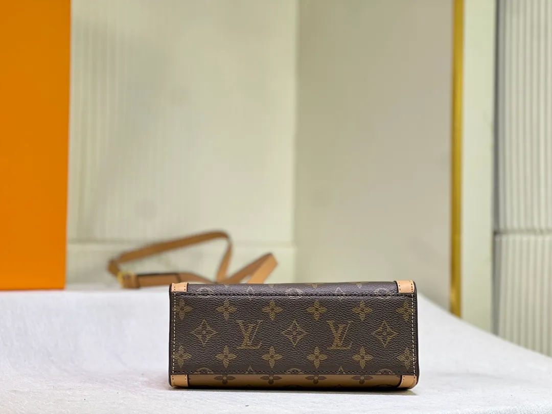 All Categories Official Website "Brand Women's Bags" Women's Bags 💙 LV 2023 New LV Crossbody Bag