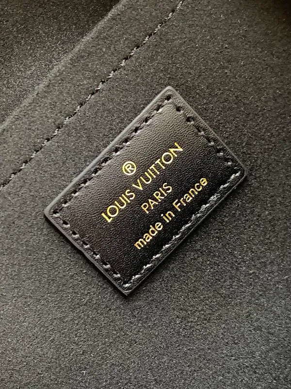 All Categories Official Website "Brand Women's Bags" Women's Bags 💙 LV 2026 New LV Crossbody Bag