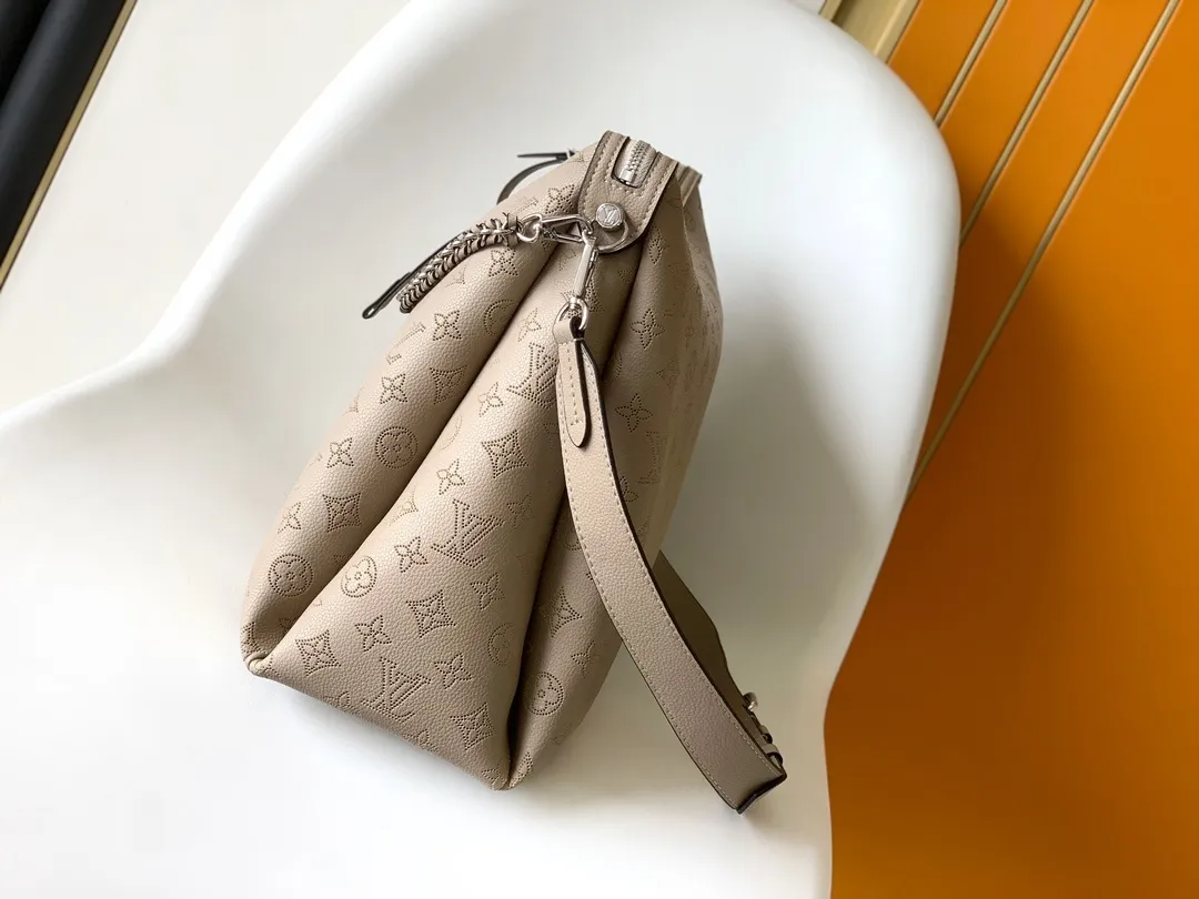 All Categories Official Website "Brand Women's Bags" Women's Bags 💙 LV 2026 New LV Crossbody Bag