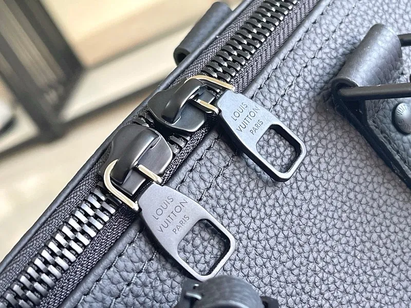 All categories 💚 Authentic bags 💚 LV 2026 new LV travel bag