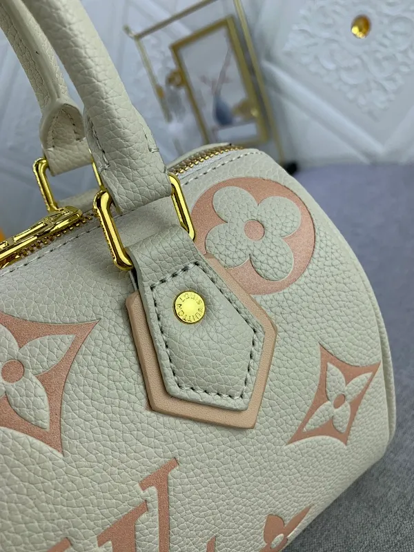 All Categories Official Website "Brand Women's Bags" Women's Bags 💙 LV 2024 New LV Crossbody Bag