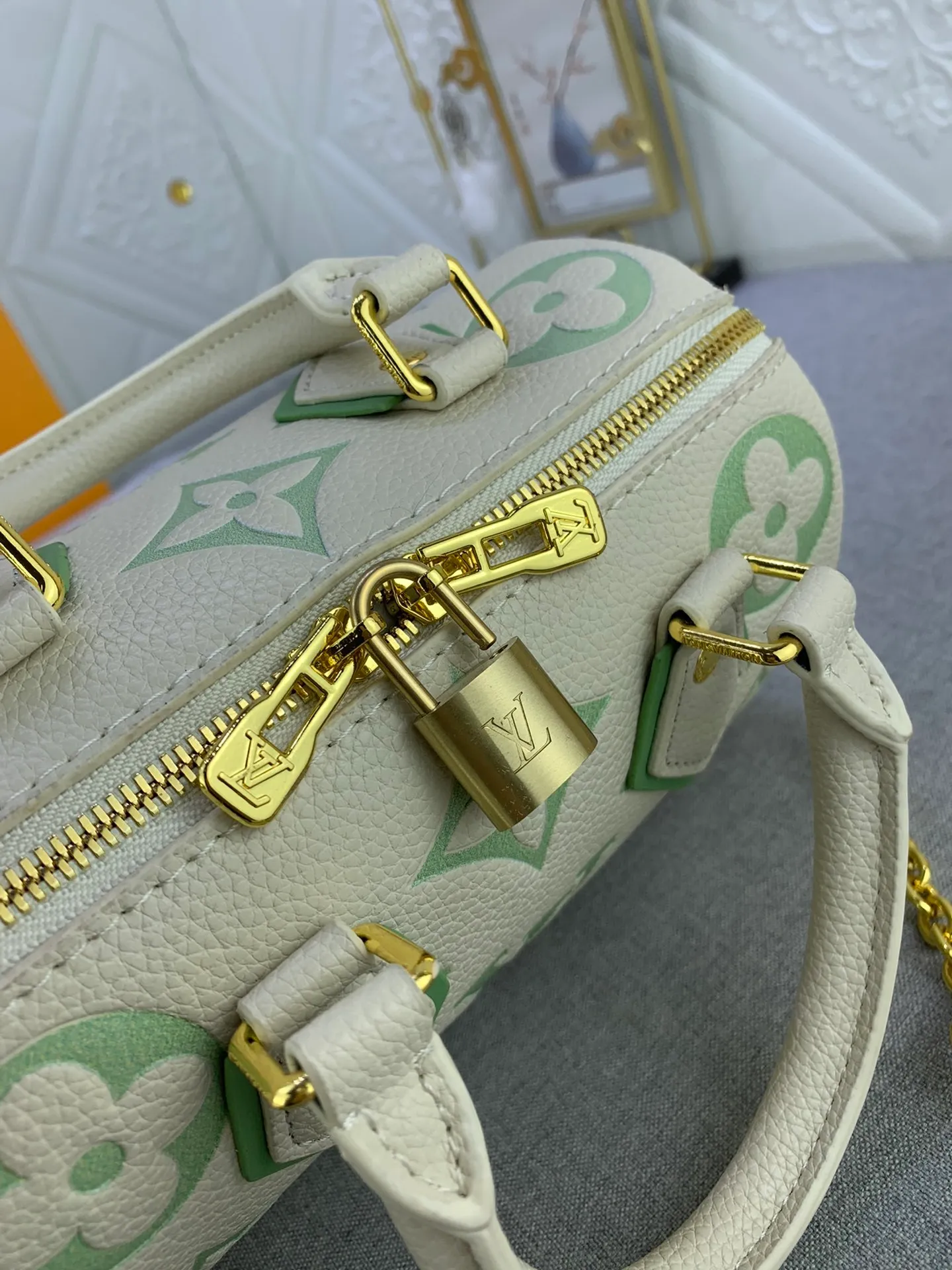 All Categories Official Website "Brand Women's Bags" Women's Bags 💙 LV 2024 New LV Crossbody Bag