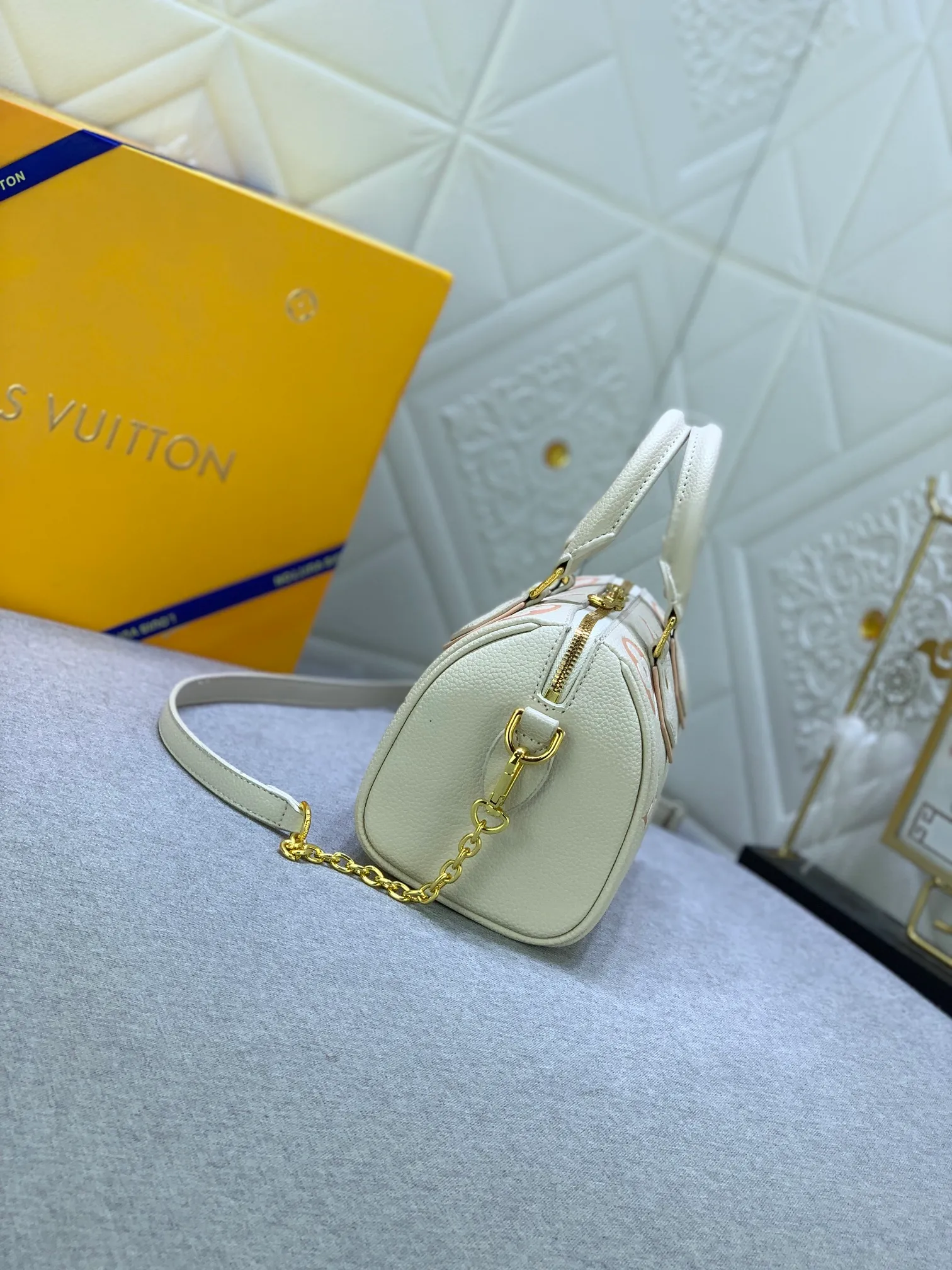 All Categories Official Website "Brand Women's Bags" Women's Bags 💙 LV 2024 New LV Crossbody Bag