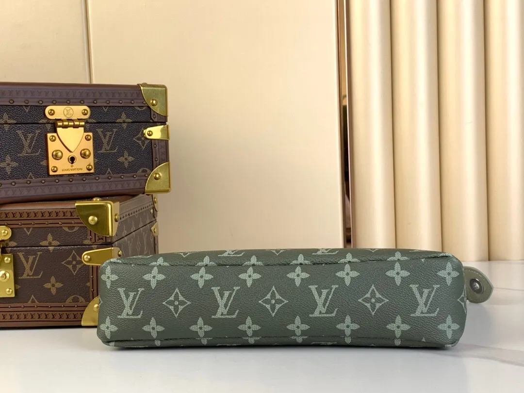 All categories 💚 Authentic bags 💚 LV 2024 official website new LV clutch bag