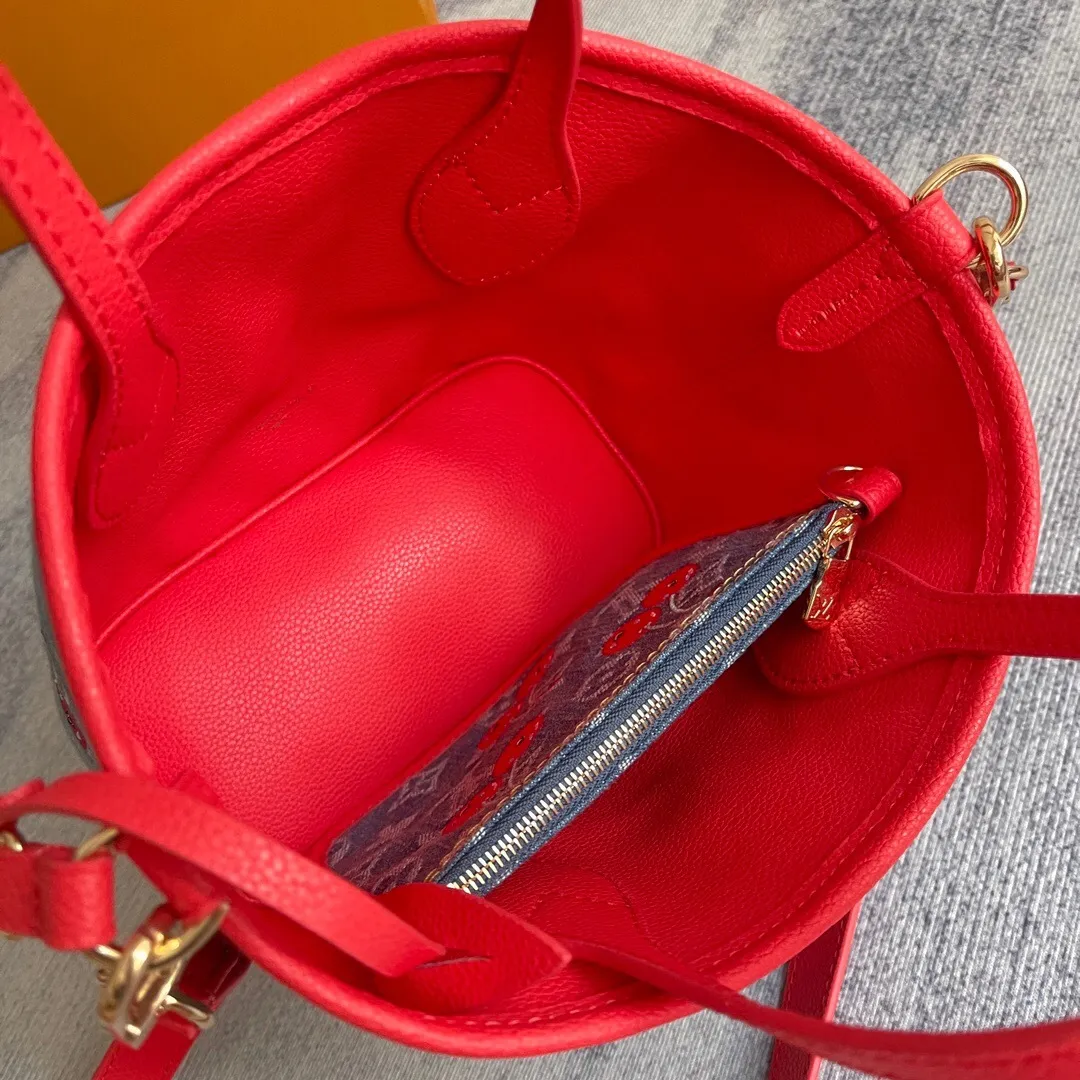 All Categories Official Website "Brand Women's Bags" Women's Bags 💙 LV 2025 New LV Crossbody Bag