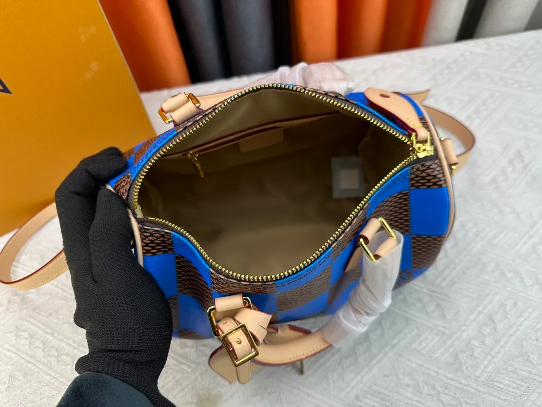 All Categories Official Website "Brand Women's Bags" Women's Bags 💙 LV 2024 New LV Crossbody Bag