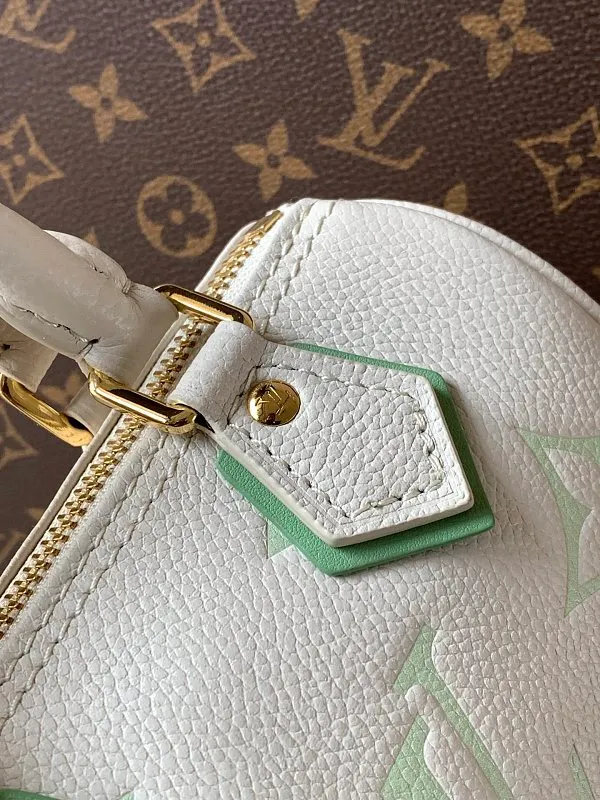 All Categories Official Website "Brand Women's Bags" Women's Bags 💙 LV 2026 New LV Crossbody Bag