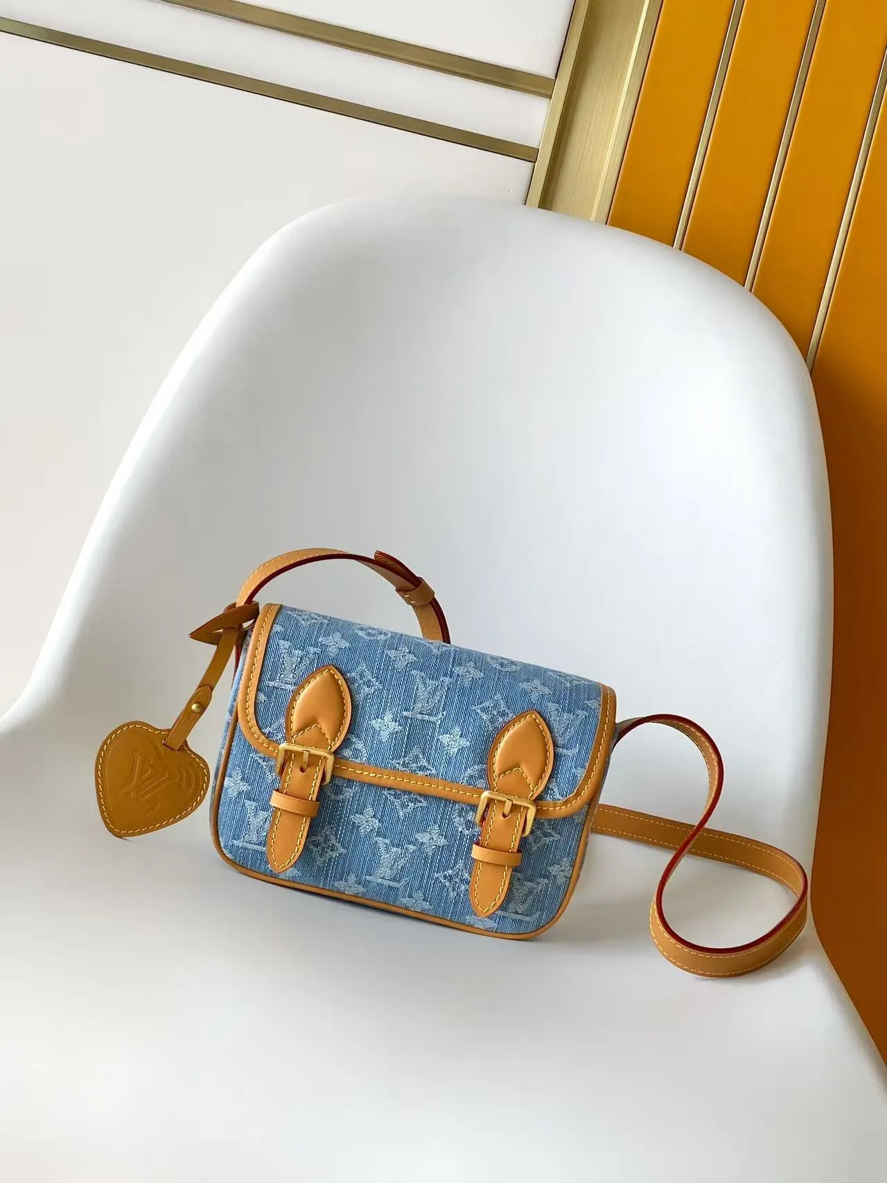 All categories Official website "Brand Women's Bags" Women's Bags 💙 LV LV2026 new crossbody bag