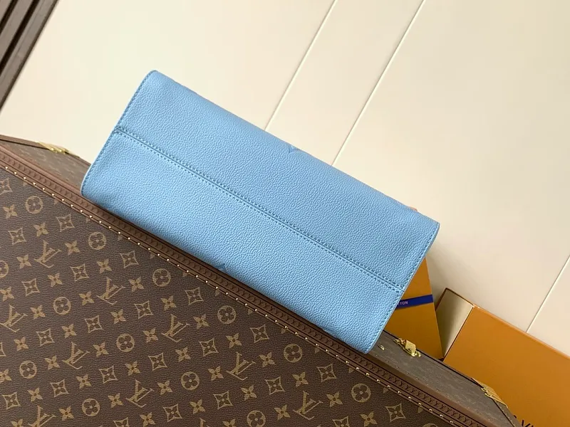 All categories Official website "Brand Women's Bags" Women's Bags 💙 LV 2026 new LV hand-held crossbody bag