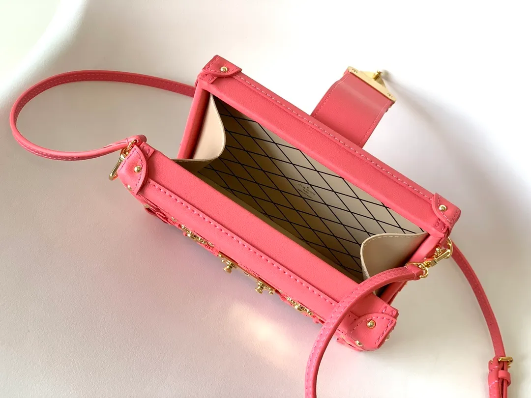 All categories Official website "Brand Women's Bags" Women's Bags 💙 LV replica LV, fine imitation LV bags, LV shoulder bags, 2023 official latest version LV cow leather crossbody bag, bag factory, original material, size: 20-12.5-6CM