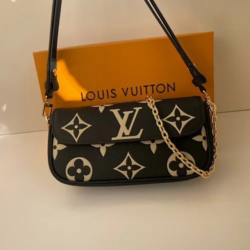 All Categories Official Website "Brand Women's Bags" Women's Bags 💙 LV 2024 New LV Crossbody Bag