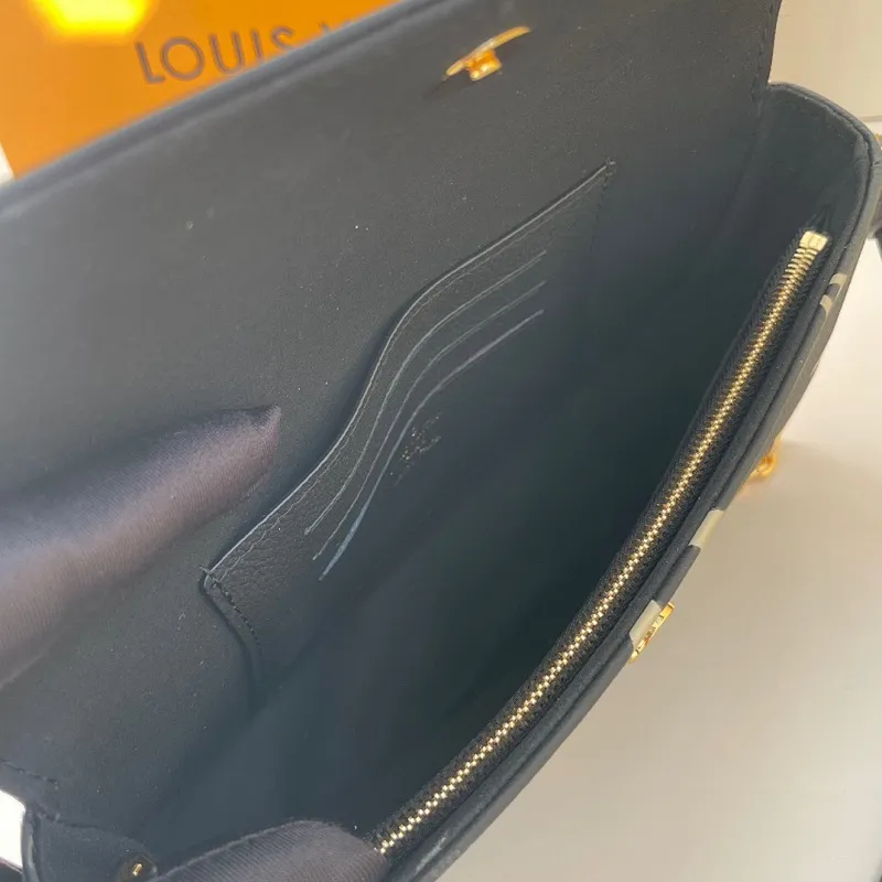 All Categories Official Website "Brand Women's Bags" Women's Bags 💙 LV 2024 New LV Crossbody Bag