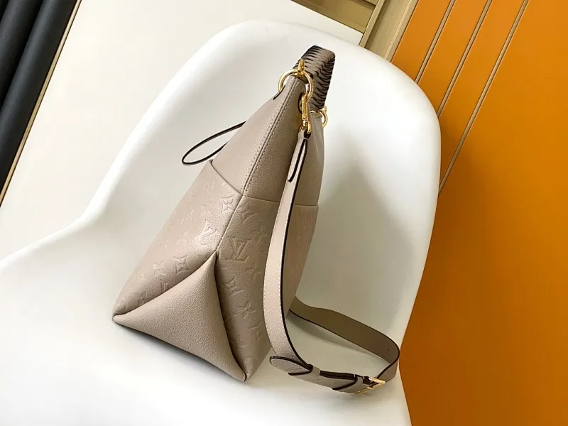 All Categories Official Website "Brand Women's Bags" Women's Bags 💙 LV 2026 New LV Crossbody Bag