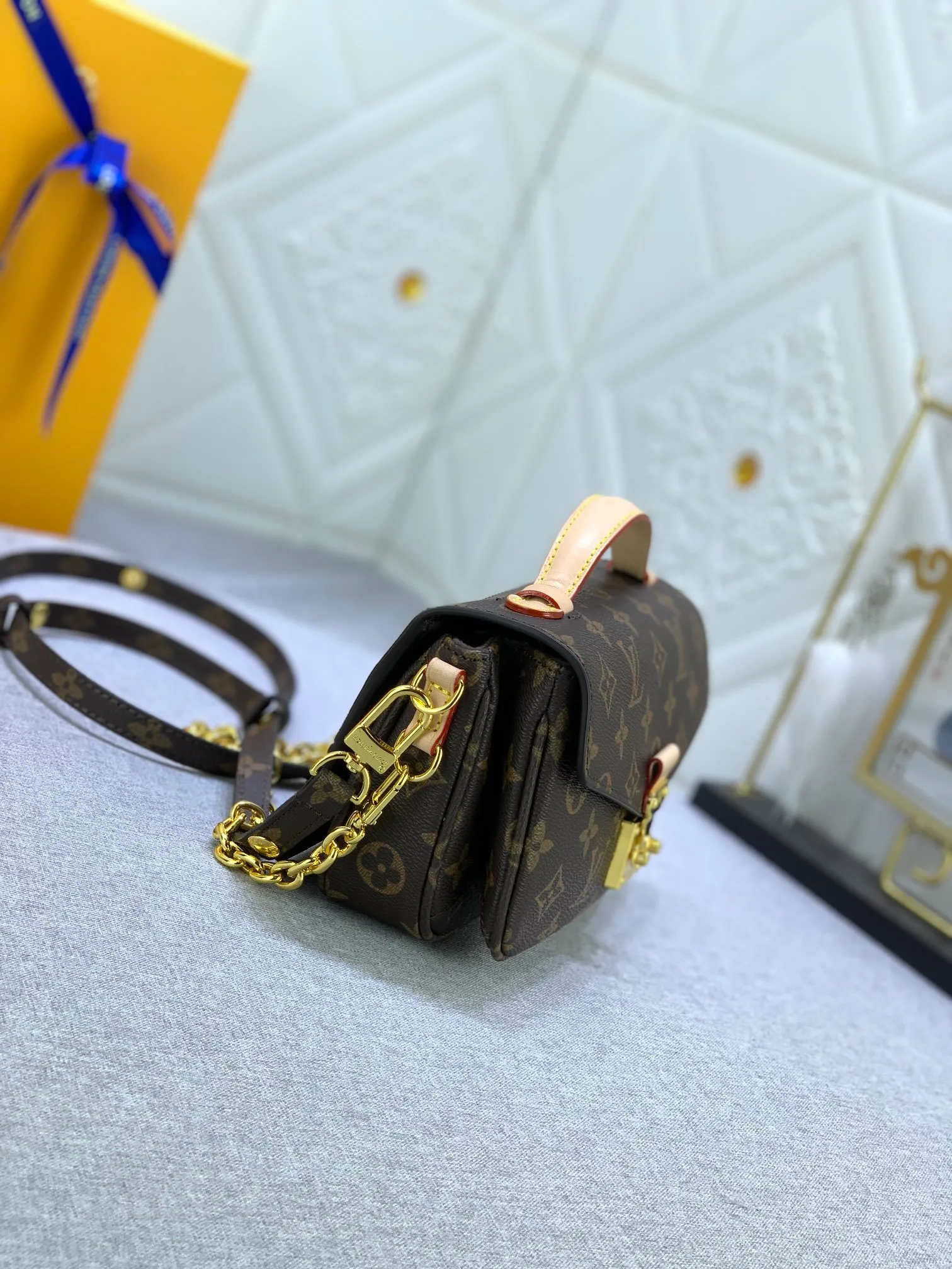 All Categories Official Website "Brand Women's Bags" Women's Bags 💙 LV 2023 New LV Crossbody Bag Wholesale