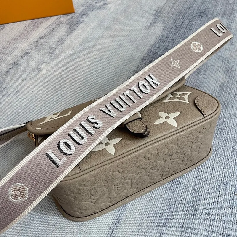 All Categories Official Website "Brand Women's Bags" Women's Bags 💙 LV 2025 New LV Crossbody Bag