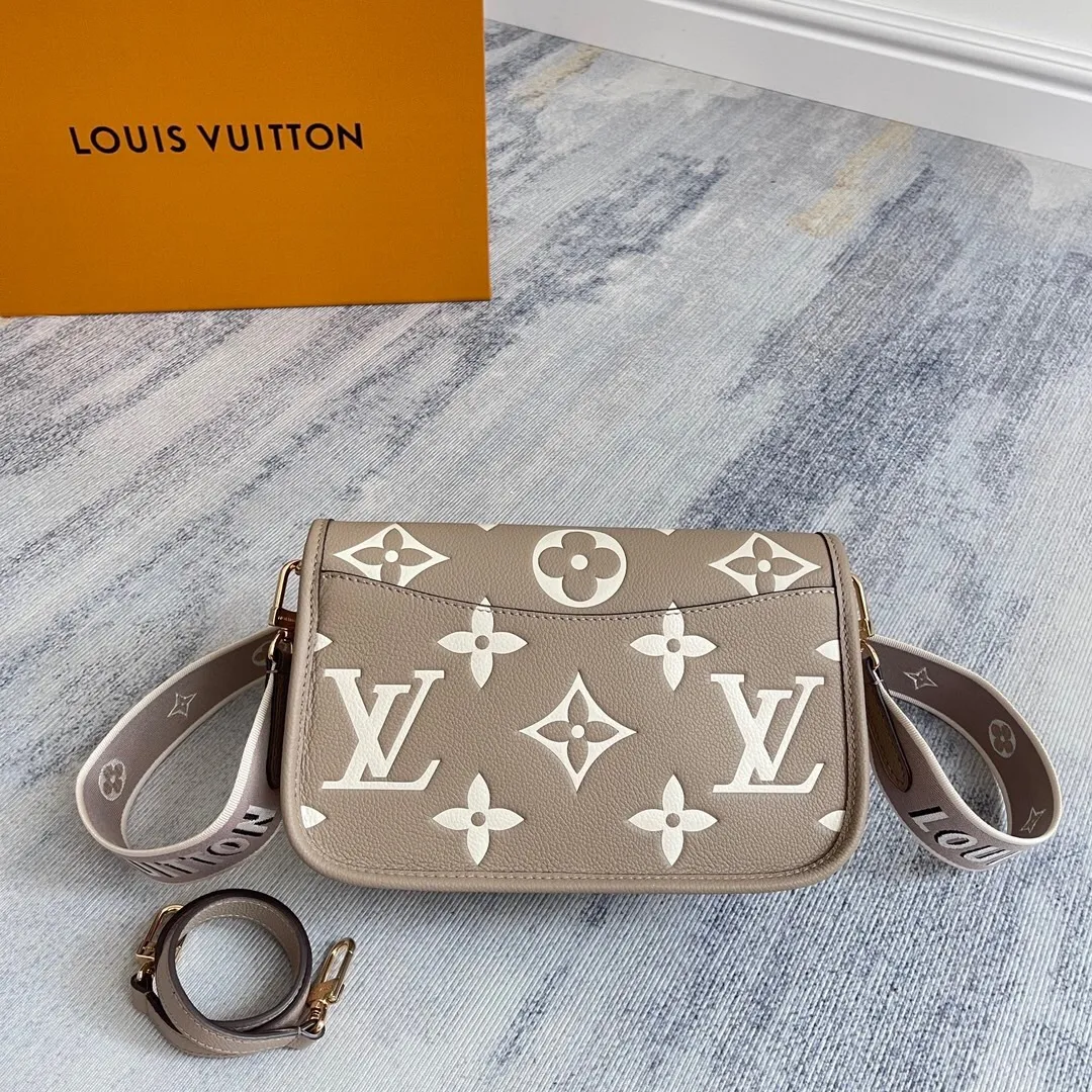 All Categories Official Website "Brand Women's Bags" Women's Bags 💙 LV 2025 New LV Crossbody Bag