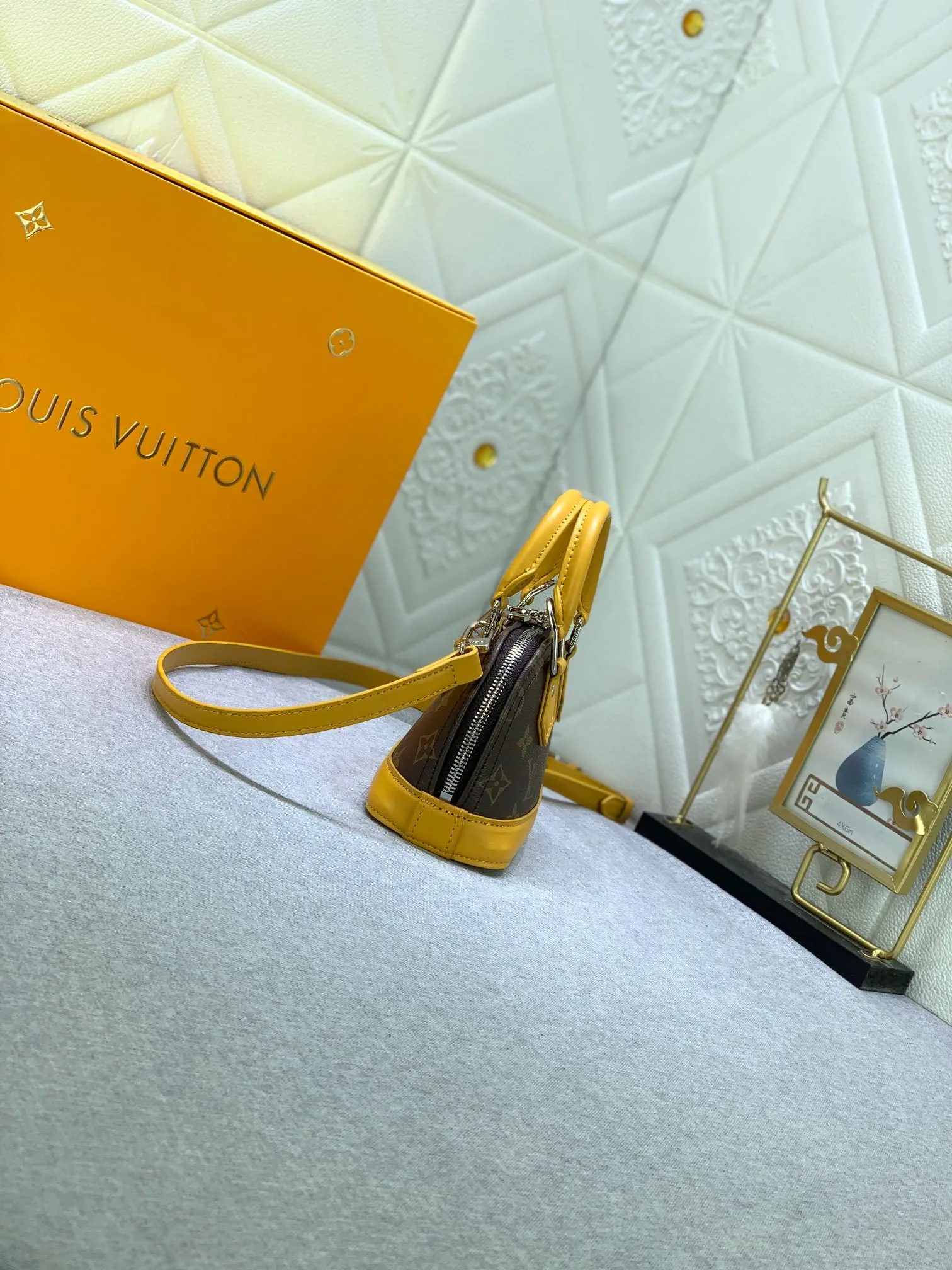 All Categories Official Website "Brand Women's Bags" Women's Bags 💙 LV 2024 New LV Crossbody Bag