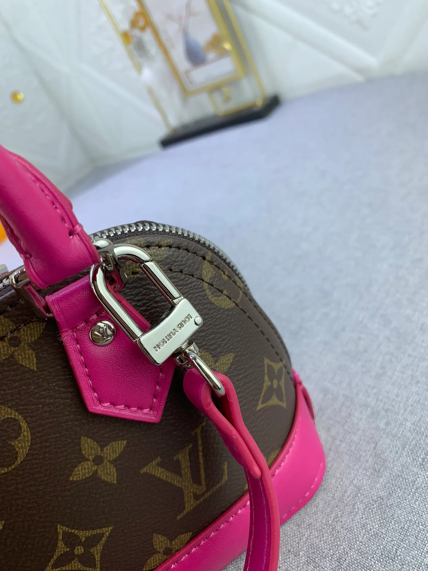 All Categories Official Website "Brand Women's Bags" Women's Bags 💙 LV 2024 New LV Crossbody Bag