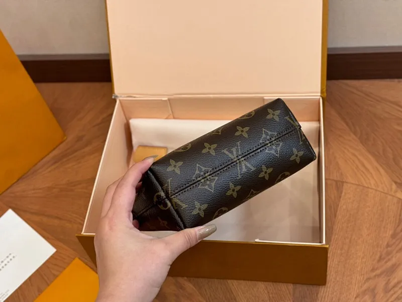 All Categories Official Website "Brand Women's Bags" Women's Bags 💙 LV 2024 Official Website New LV Crossbody Bags
