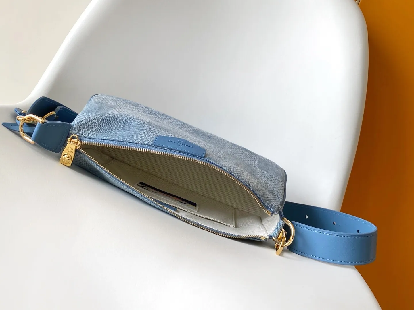 All Categories Official Website "Brand Women's Bags" Women's Bags 💙 LV 2025 New LV Crossbody Bag