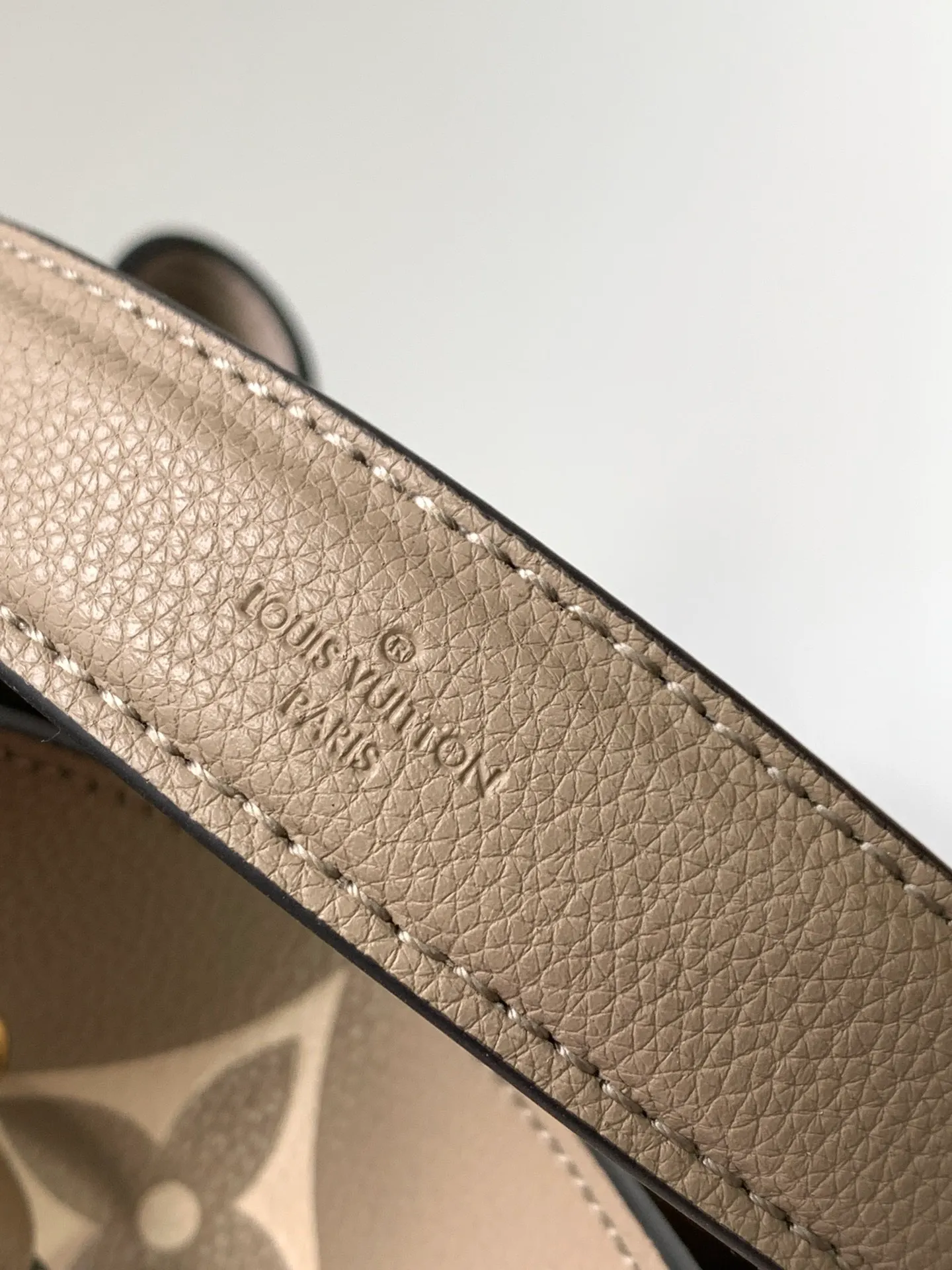 All Categories Official Website "Brand Women's Bags" Women's Bags 💙 LV 2026 New LV Crossbody Bag