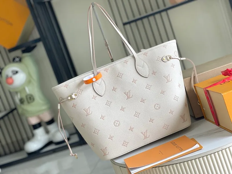 All categories 💚 Authentic bags 💚 LV 2026 new LV top replica hand shoulder bag