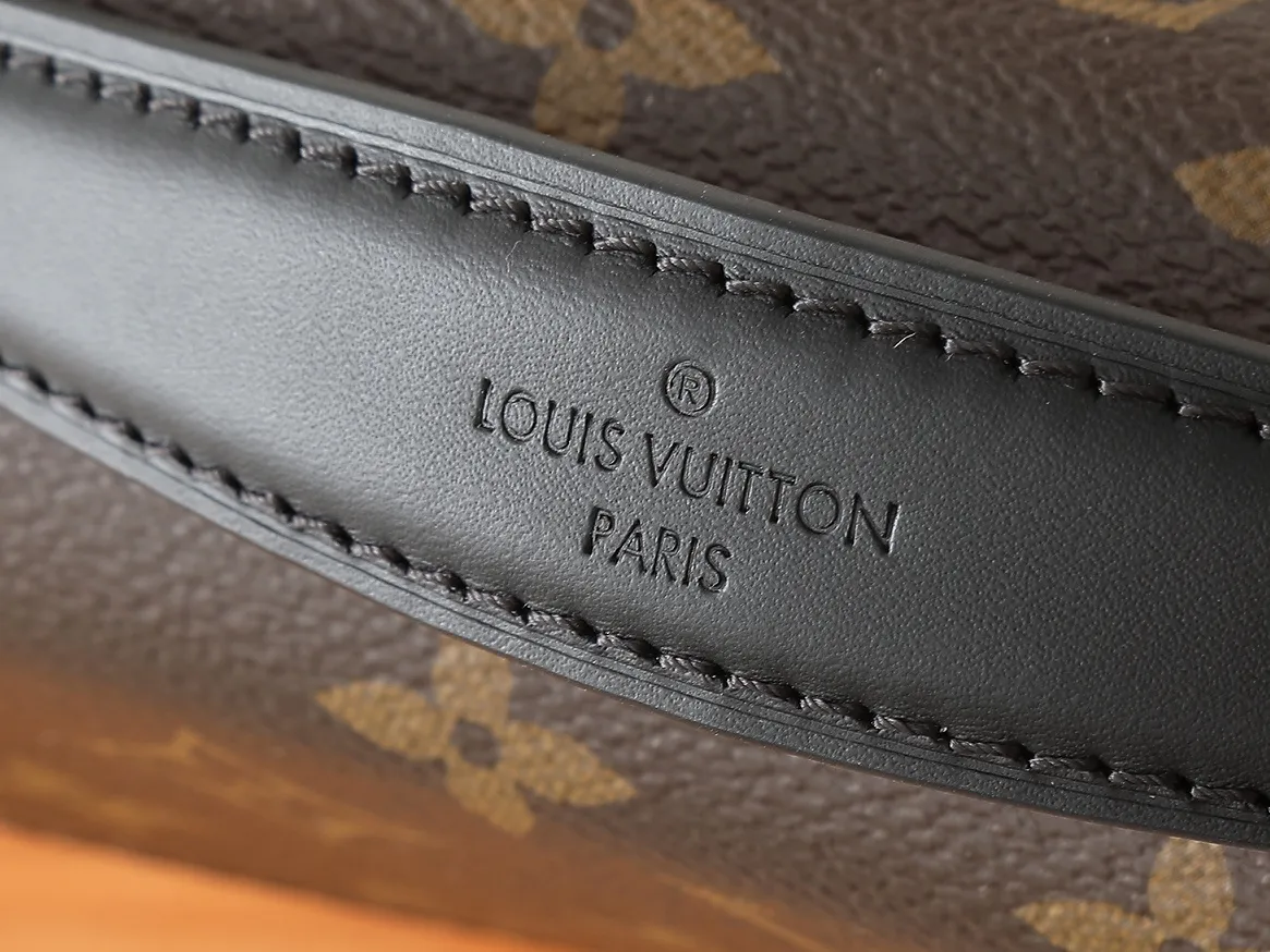 All Categories Official Website "Brand Women's Bags" Women's Bags 💙 LV LV 2026 New Crossbody Shoulder Bag