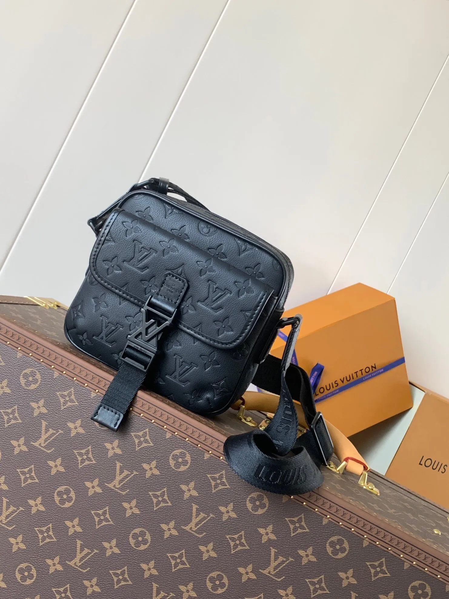All Categories Official Website "Brand Women's Bags" Women's Bags 💙 LV 2025 New LV Crossbody Bag