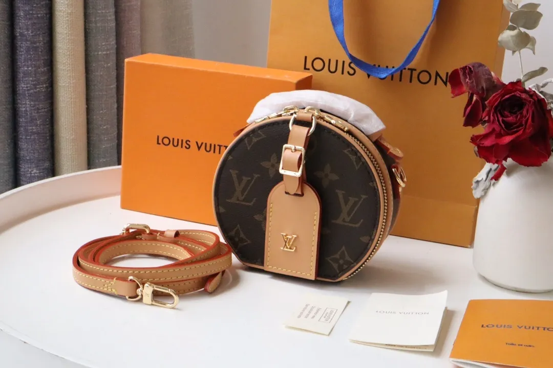 All categories Official website "Brand Women's Bags" Women's Bags 💙 LV replica LV, fine imitation LV bags, LV shoulder bags, 2023 official latest version LV crossbody bag, bag factory, original material, size: 13-12-6.5CM