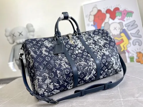 All categories 💚 Authentic bags 💚 LV LV new travel bag
