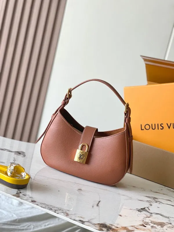 All categories 💚 Authentic bags 💚 LV 2024 official website new LV armpit bag