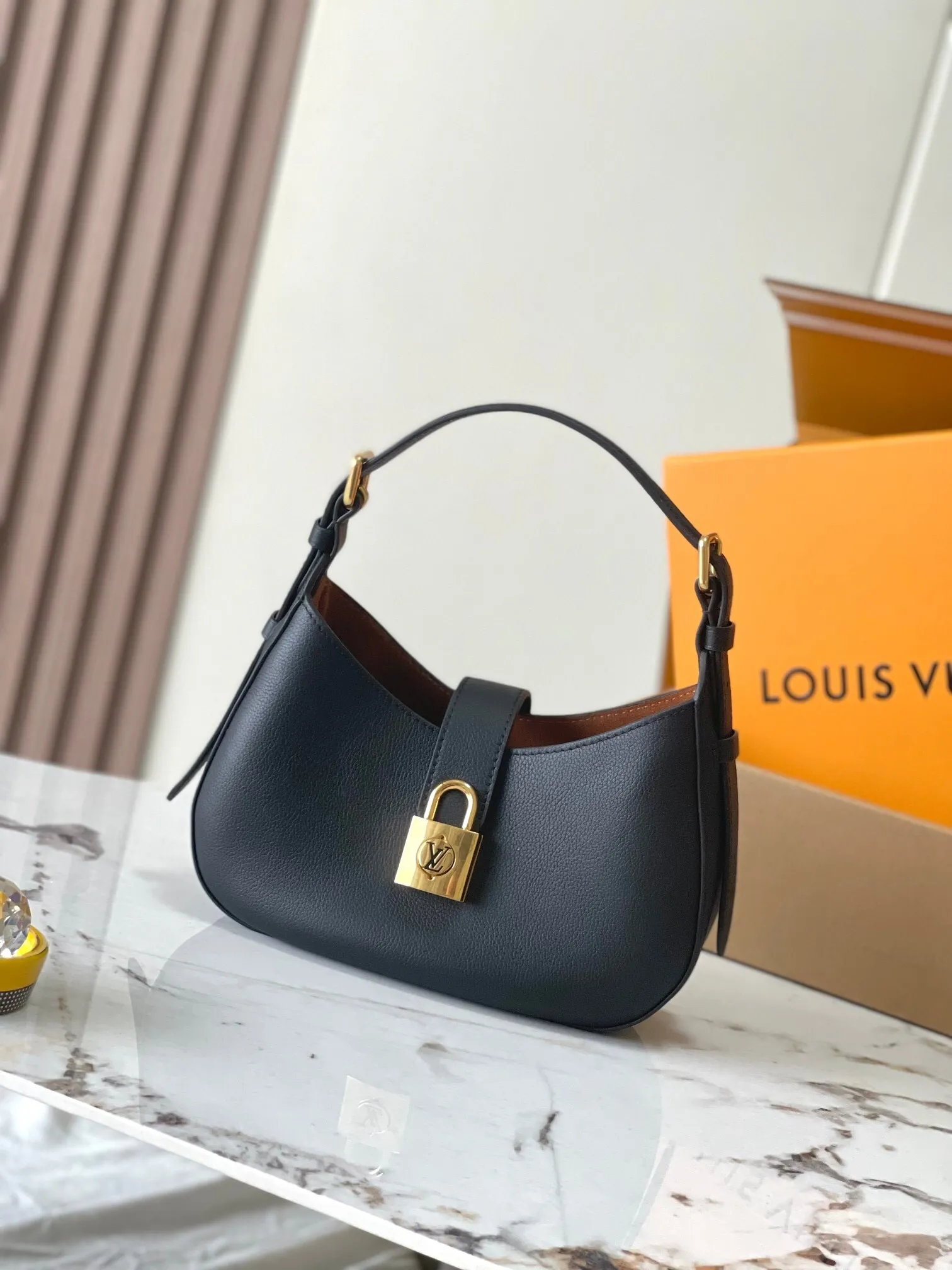 All categories 💚 Authentic bags 💚 LV 2024 official website new LV armpit bag