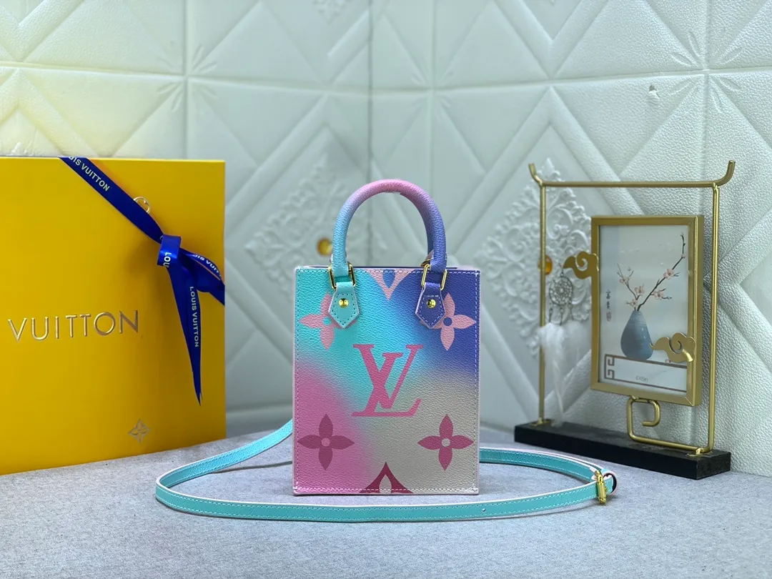 All Categories Official Website "Brand Women's Bags" Women's Bags 💙 LV 2023 New LV Crossbody Bag
