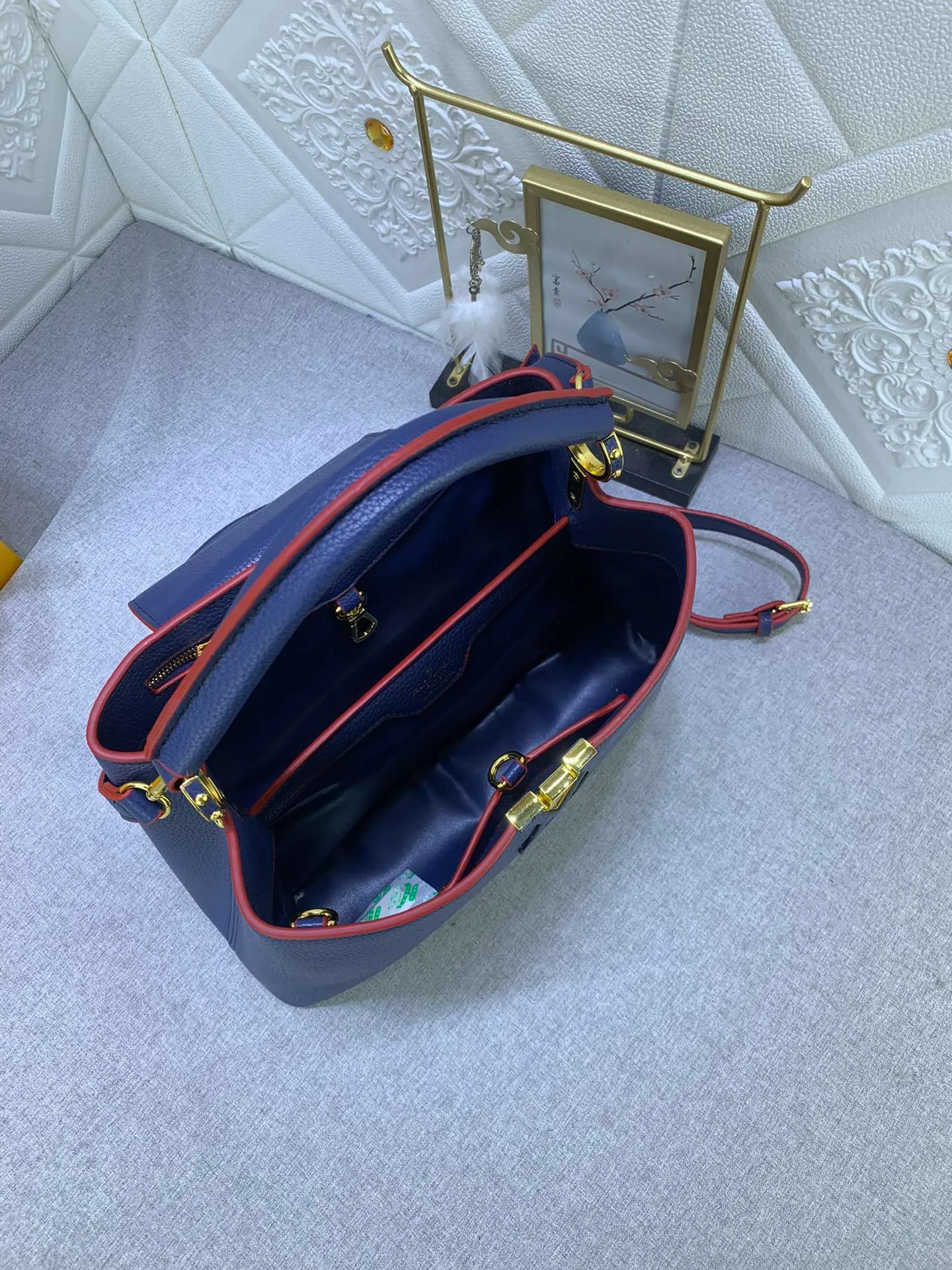 All Categories Official Website "Brand Women's Bags" Women's Bags 💙 LV 2023 New LV Crossbody Bag