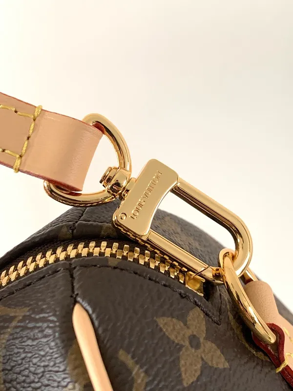 All Categories Official Website "Brand Women's Bags" Women's Bags 💙 LV 2026 New LV Crossbody Bag