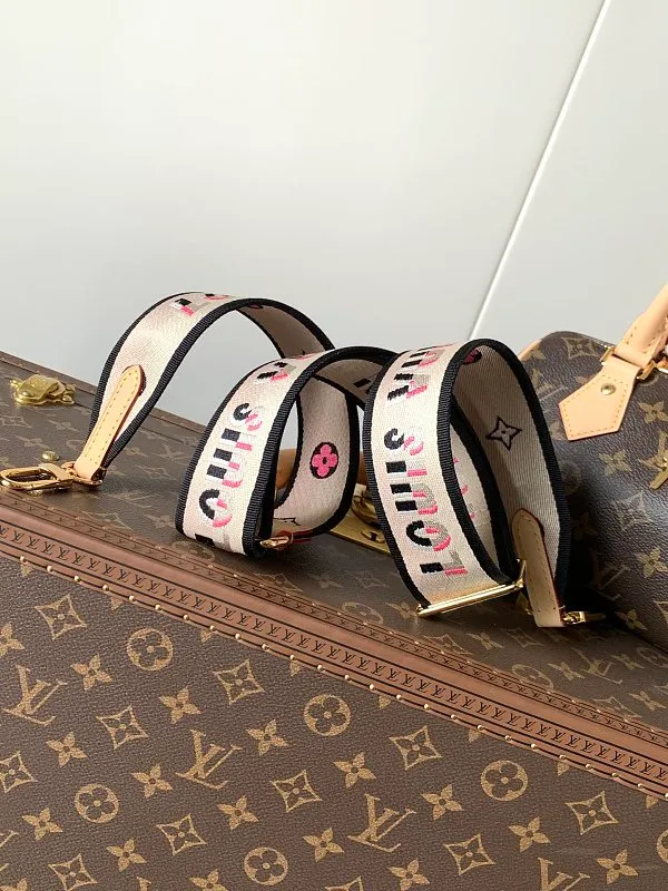 All Categories Official Website "Brand Women's Bags" Women's Bags 💙 LV 2026 New LV Crossbody Bag