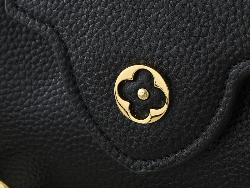 All Categories Official Website "Brand Women's Bags" Women's Bags 💙 LV 2025 New LV Crossbody Bag