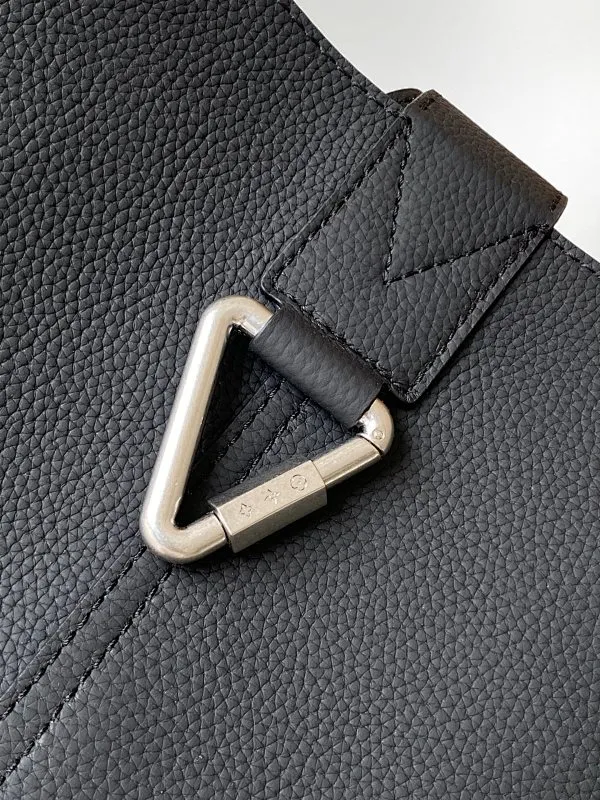 All Categories Official Website "Brand Women's Bags" Women's Bags 💙 LV 2026 New LV Crossbody Bag