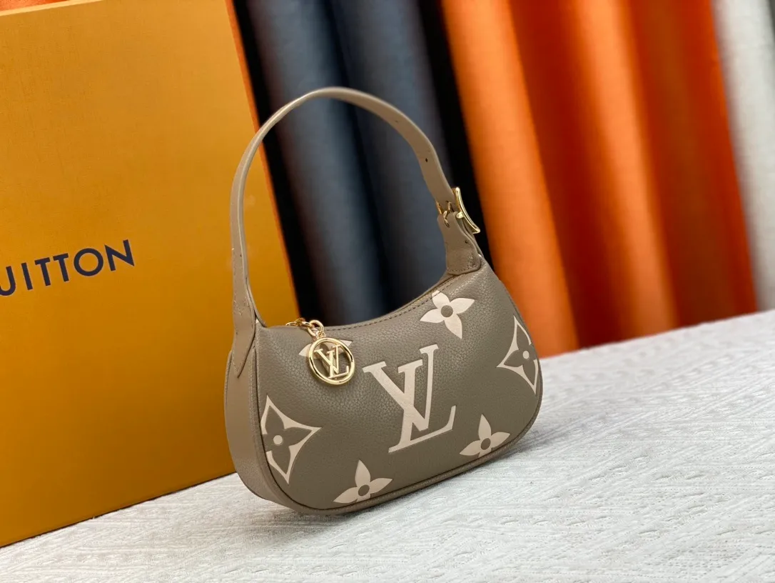 All Categories Official Website "Brand Women's Bags" Women's Bags 💙 LV 2023 New LV Underarm Bag
