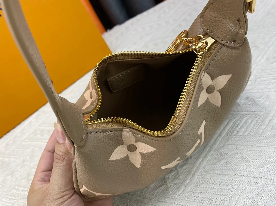 All Categories Official Website "Brand Women's Bags" Women's Bags 💙 LV 2023 New LV Underarm Bag