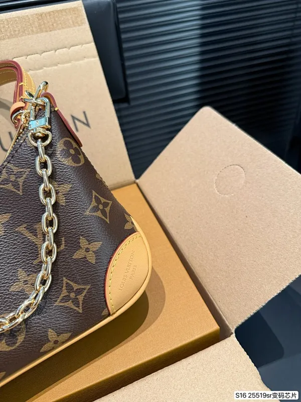 All categories Official website "Brand Women's Bags" Women's Bags 💙 LV 2025 new LV armpit bag