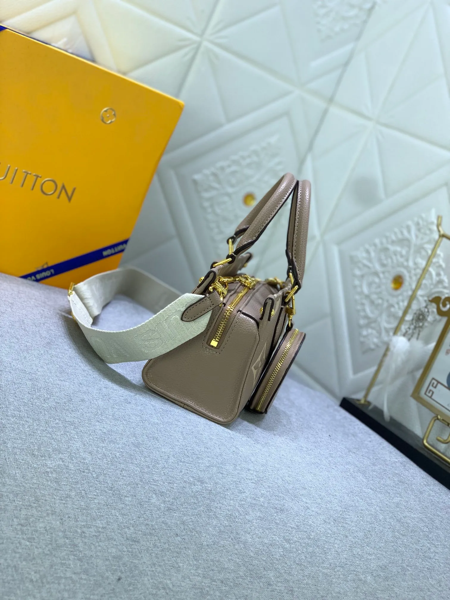 All Categories Official Website "Brand Women's Bags" Women's Bags 💙 LV 2024 New LV Crossbody Bag